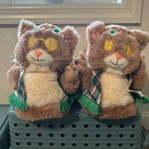 American Eagle outfitters BoHo cat slippers